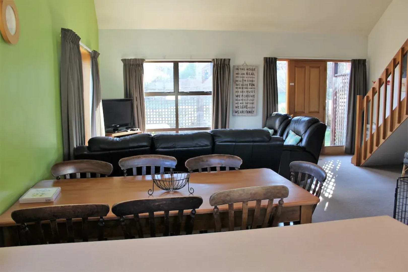 1 St James Ave Family Getaway