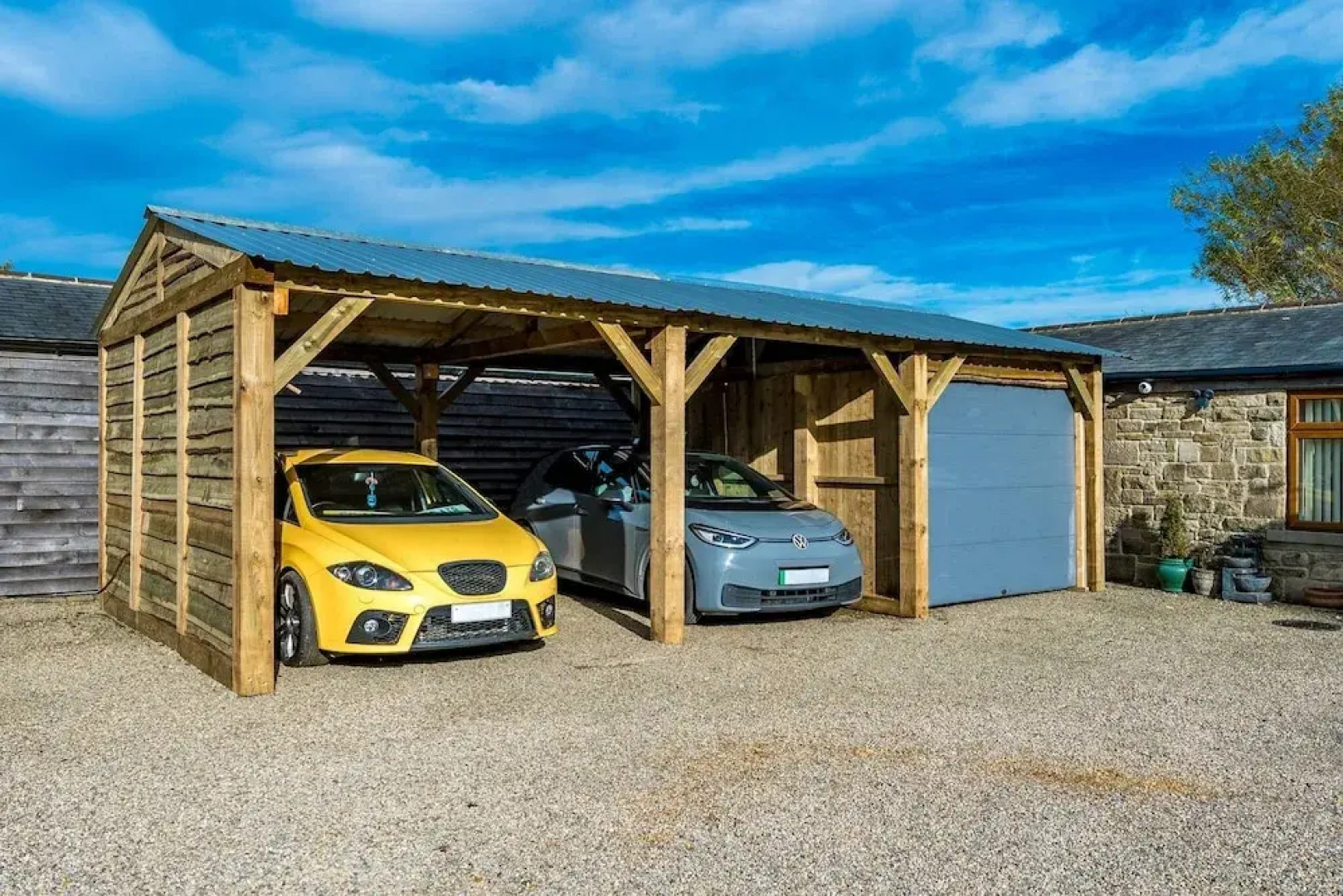 Meagill Cottage, Sleeps 4 With Hot Tub & Parking