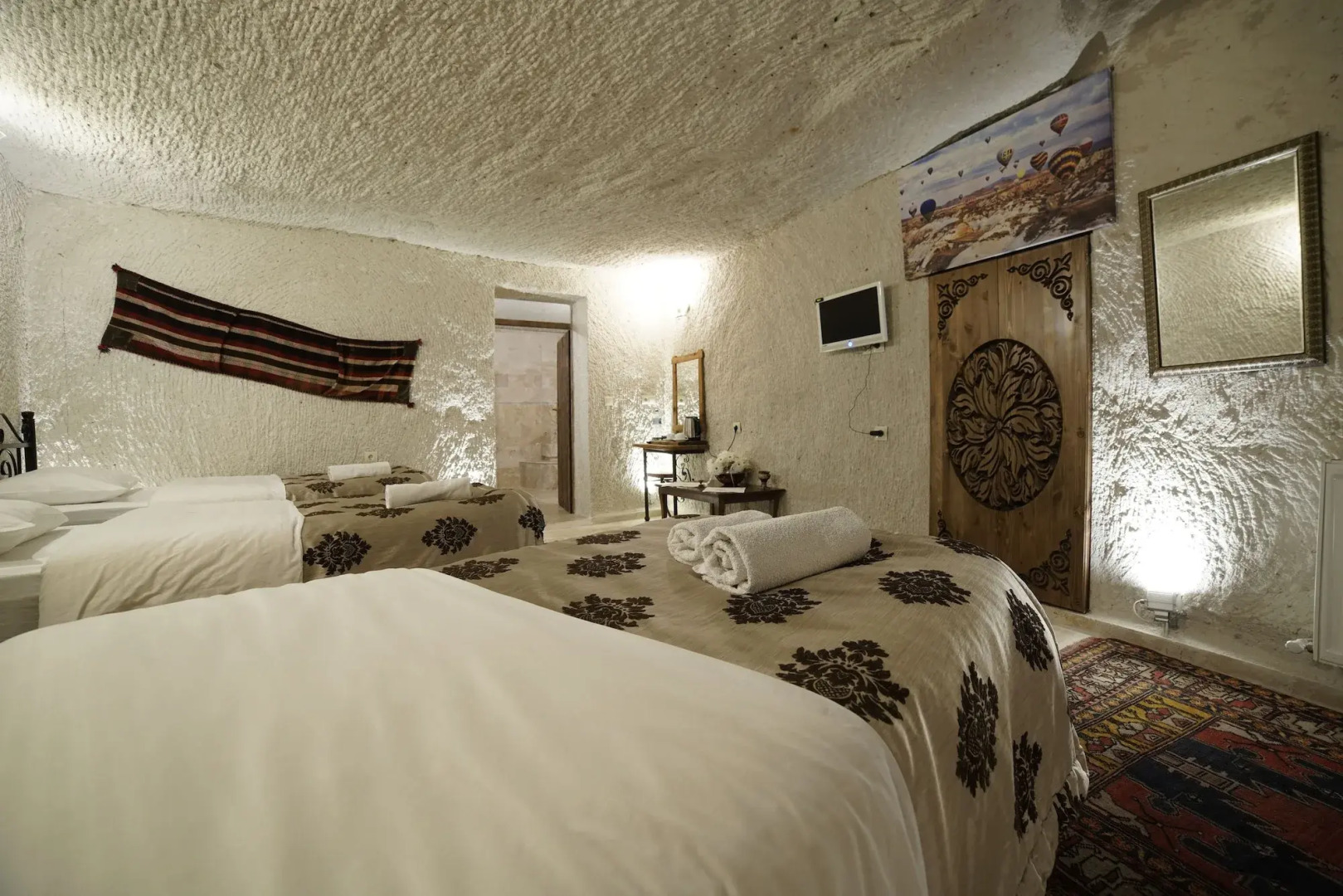 Melek Cave Hotel