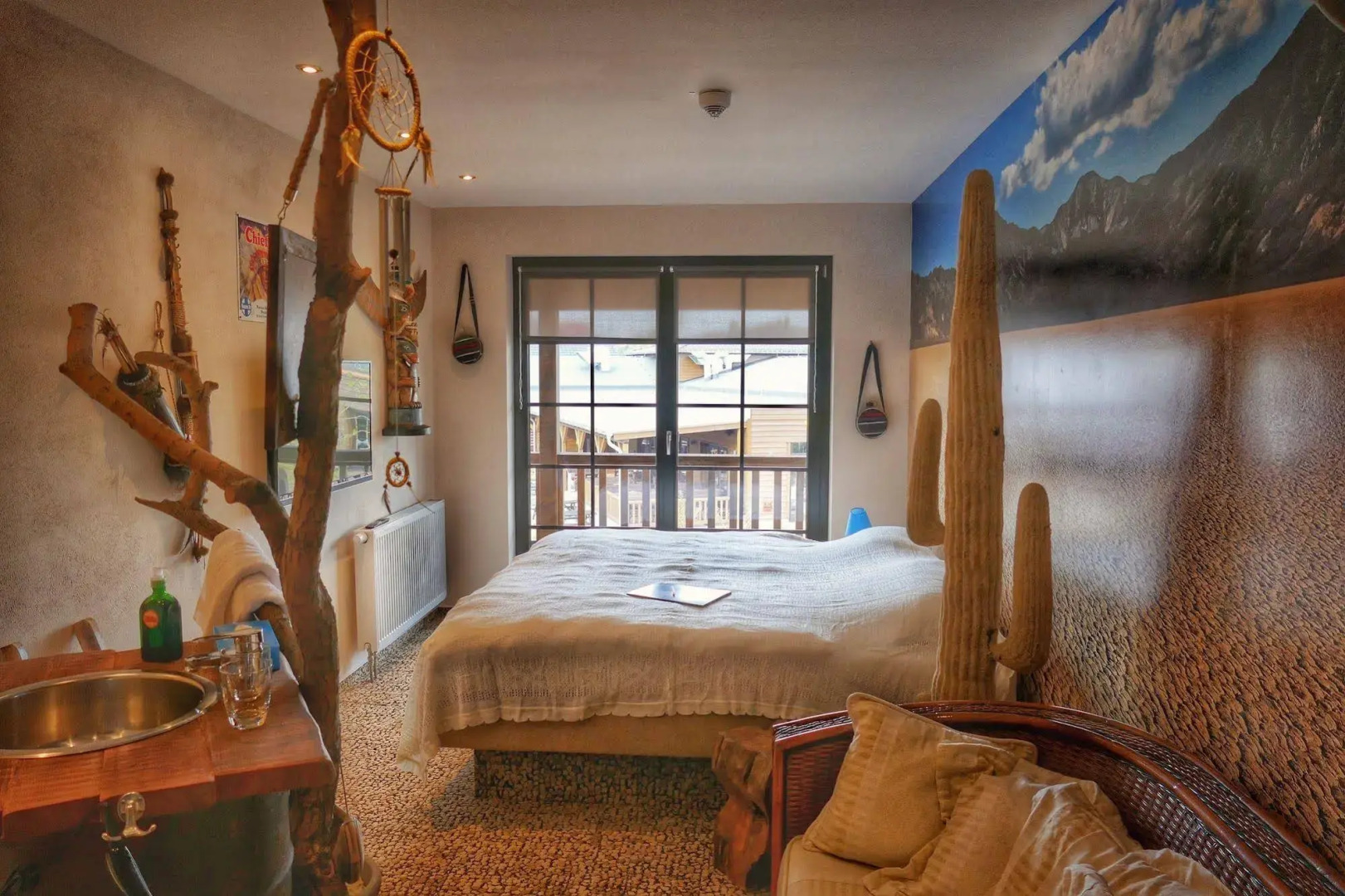 Road Stop Neandertal