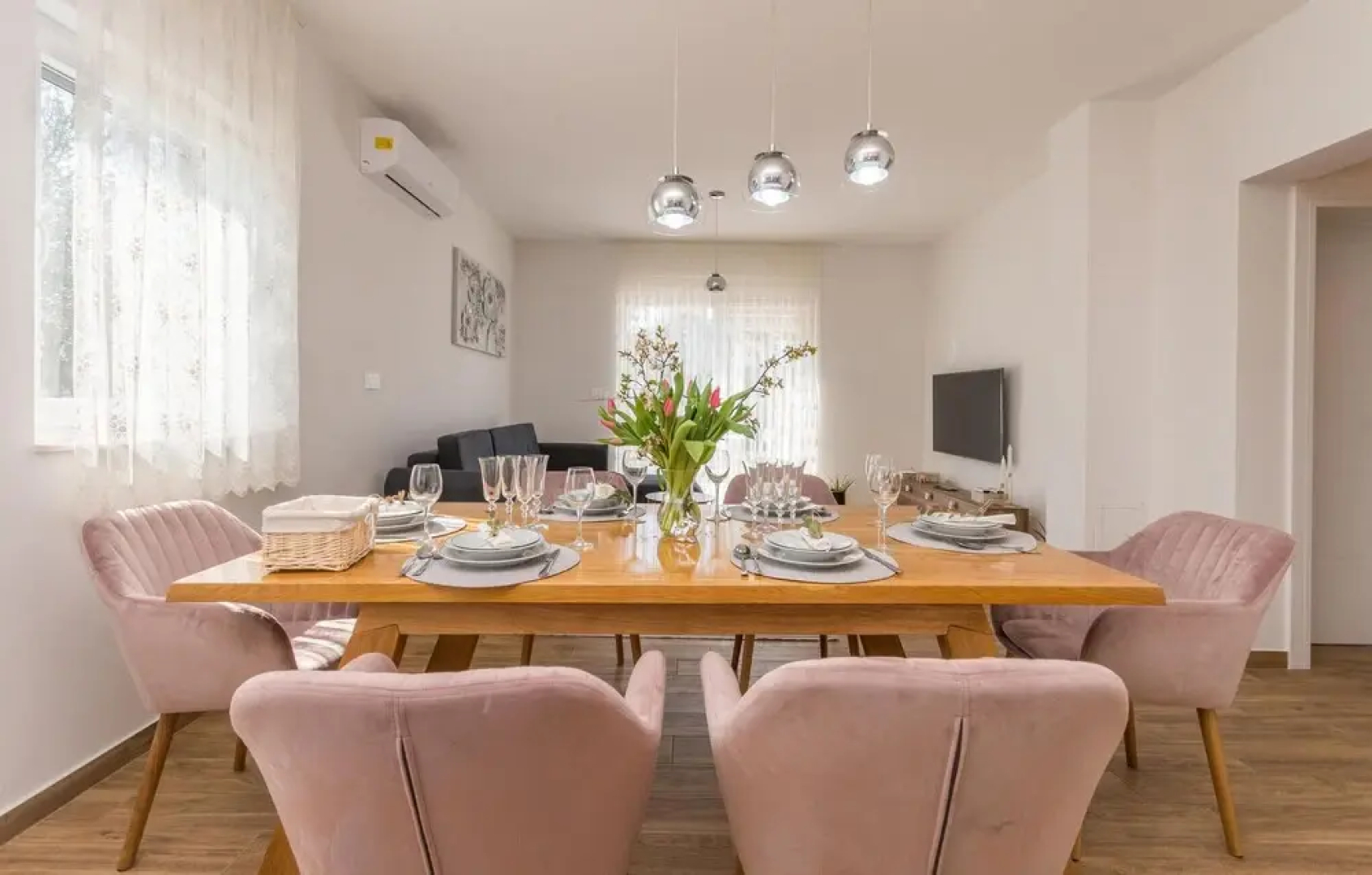 Stunning Home in Sikovo With 3 Bedrooms, Wifi and Outdoor Swimming Pool