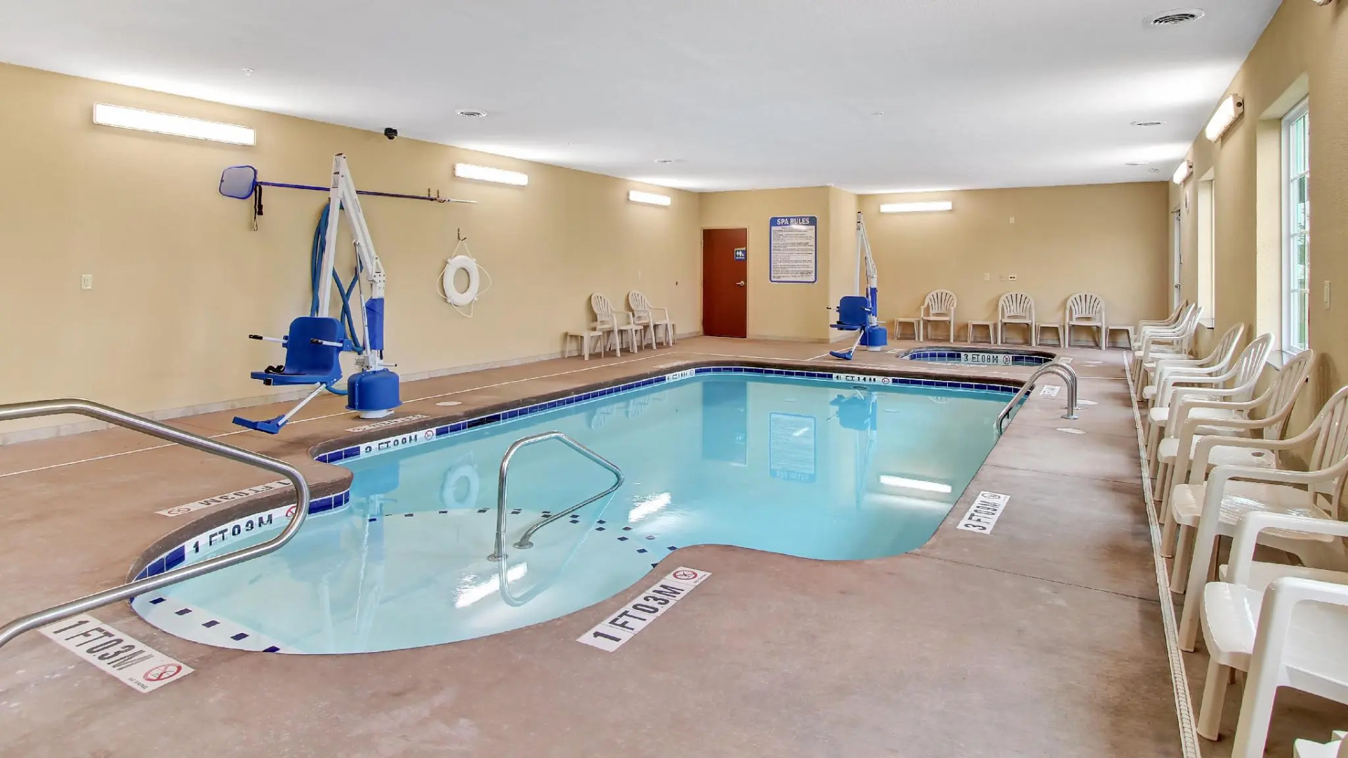 Cobblestone Hotel & Suites - Waynesboro