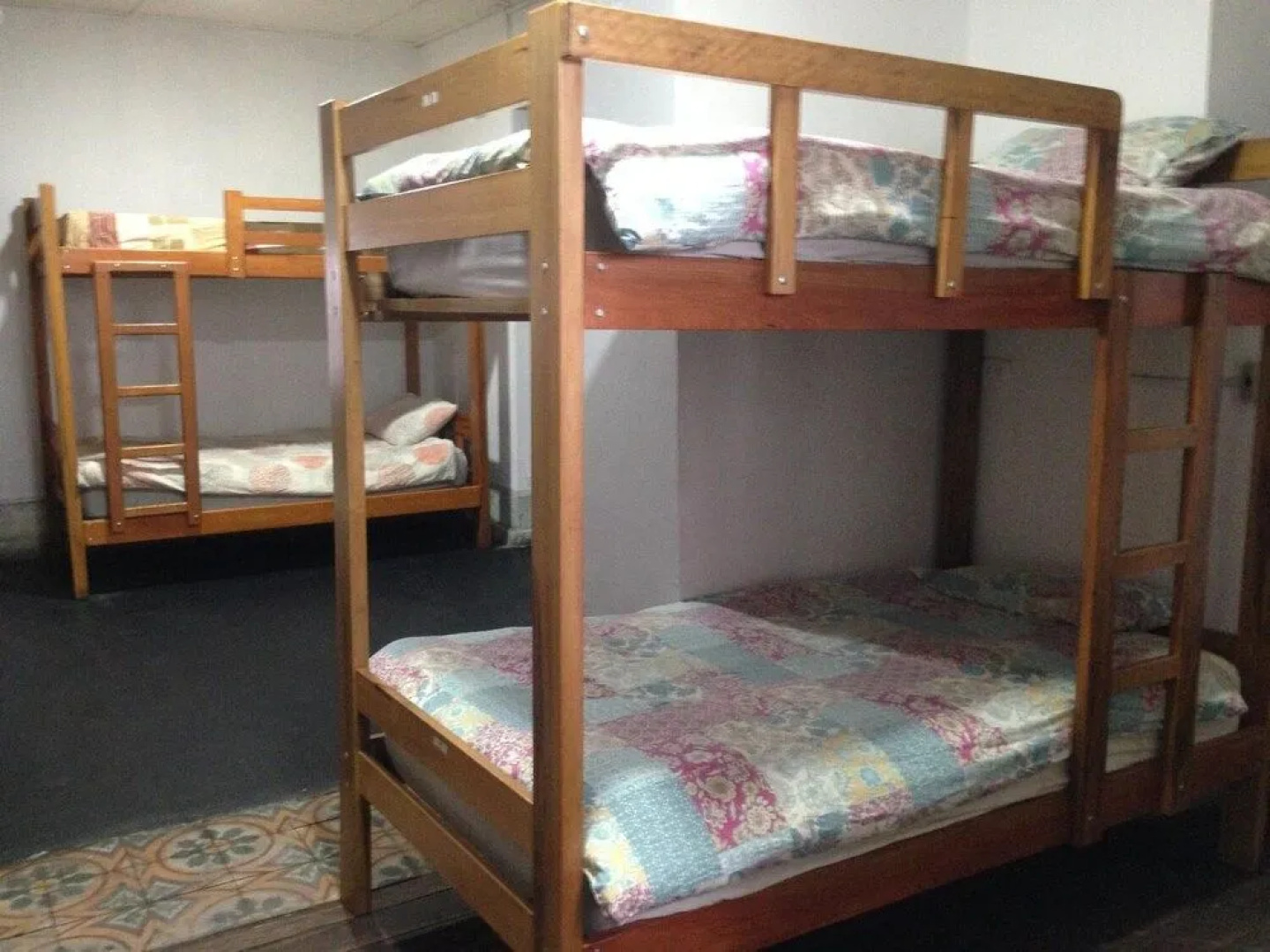 Chacha International - Hostel