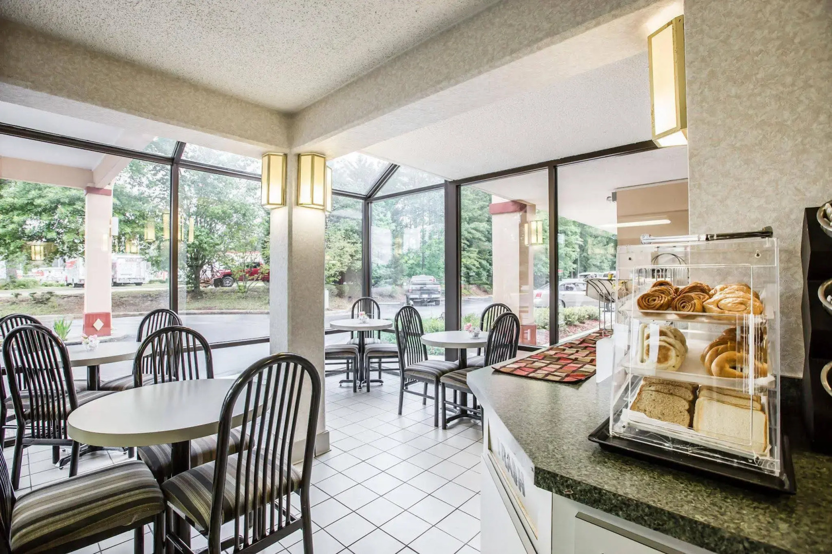 Econo Lodge Garner - Raleigh