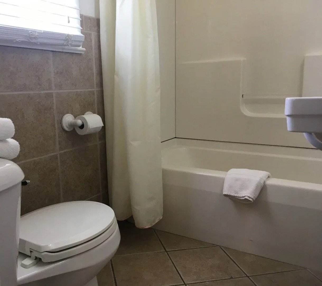 The Island Guest House & Cottages