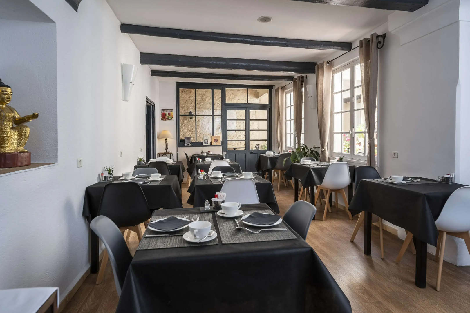 Best Western Le Comtadin