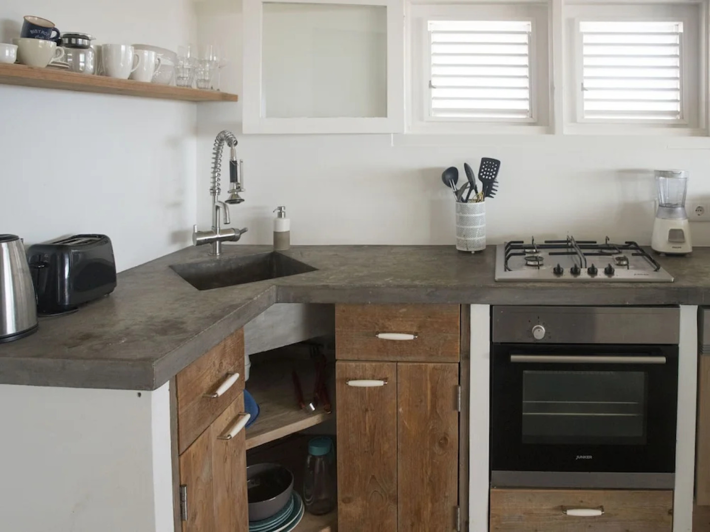 Modern Apartment in Pietermaai Near Sea