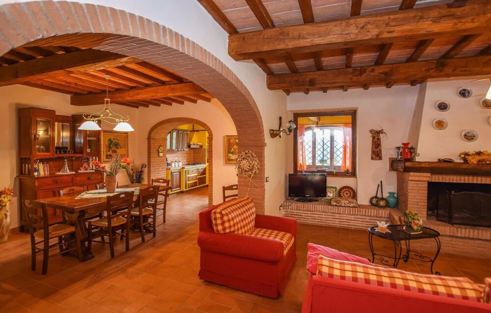 Awesome Home in Santa Restituta With 6 Bedrooms, Wifi and Outdoor Swimming Pool