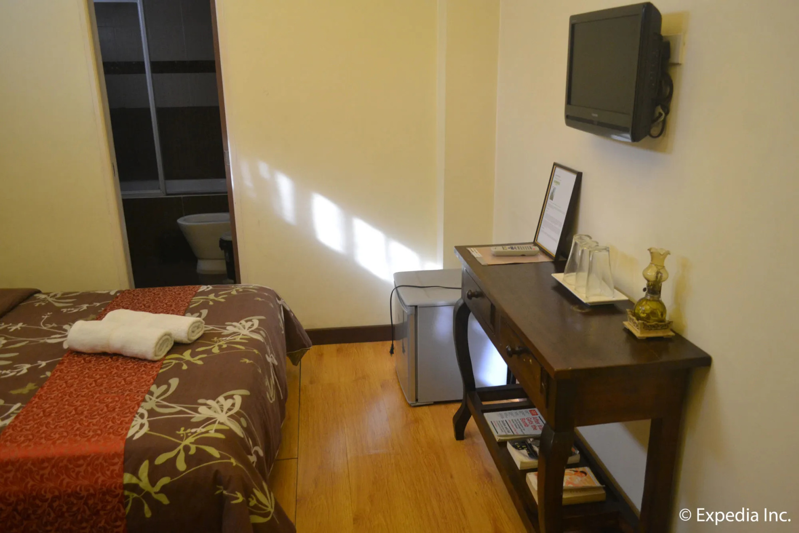 Twin Pines Suites