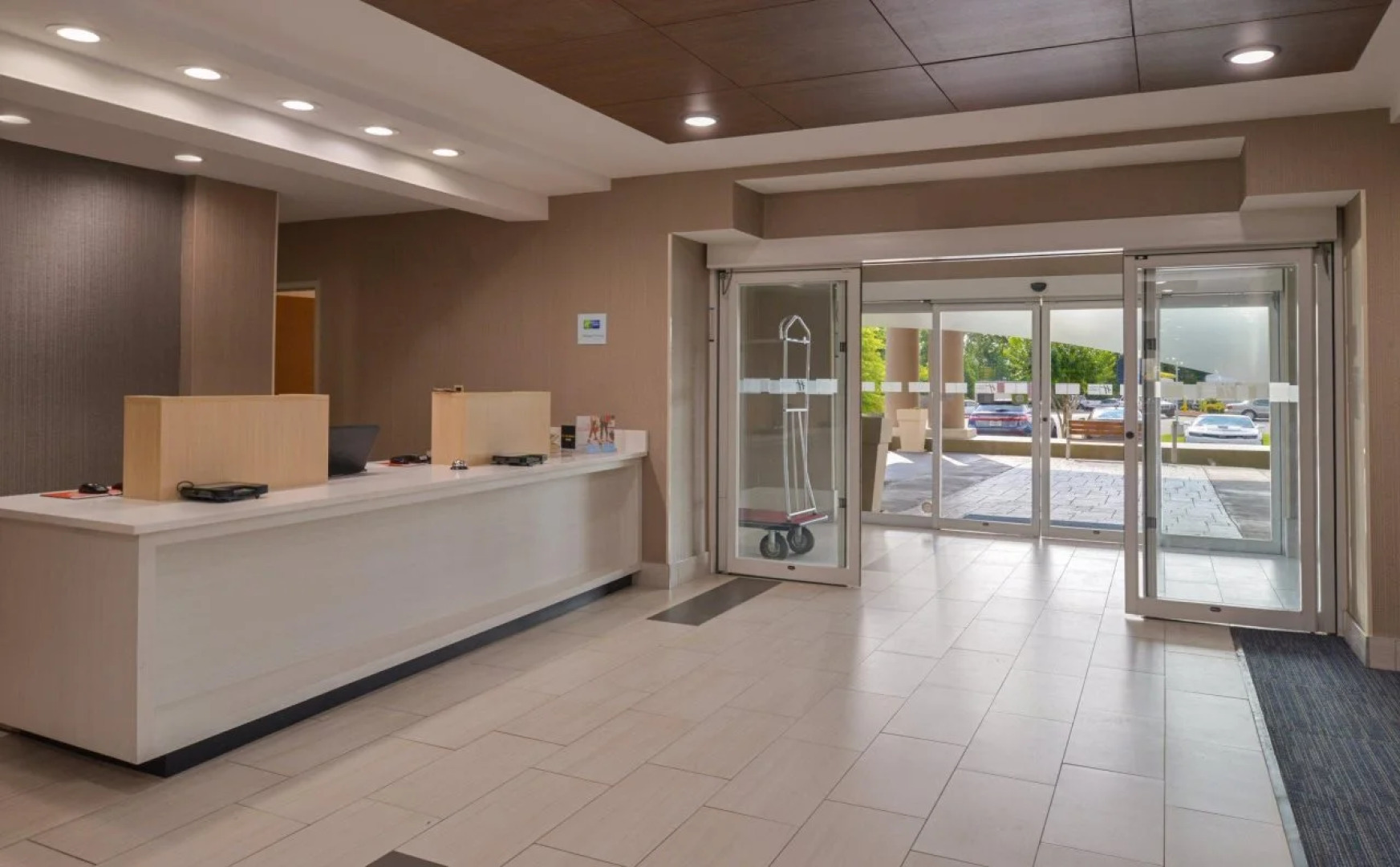 Holiday Inn Express & Suites Chattanooga (East Ridge) by IHG