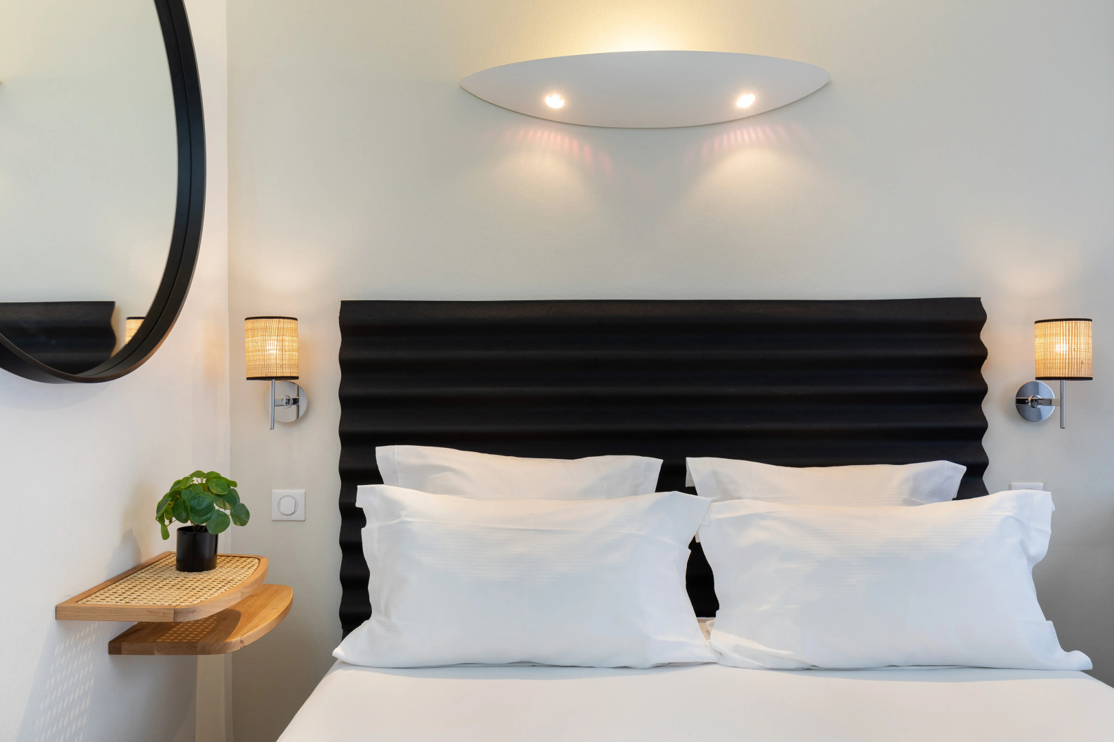 Chromatics Hotel & Restaurant The Hill Club by happyculture