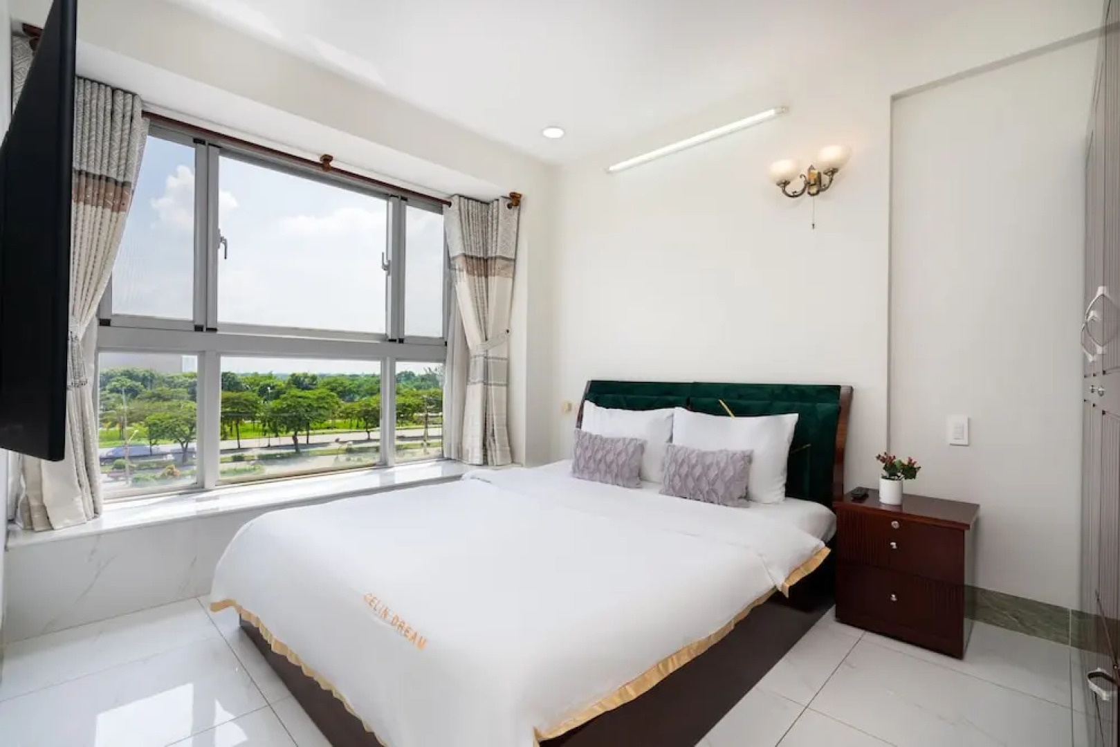 Scenic Valley VietNam - Vina We Stay