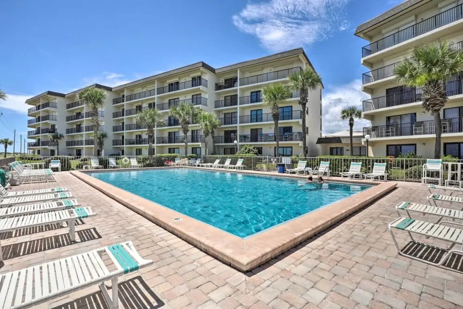 Ormond Beach Condo w/ Ocean Views & Community Pool