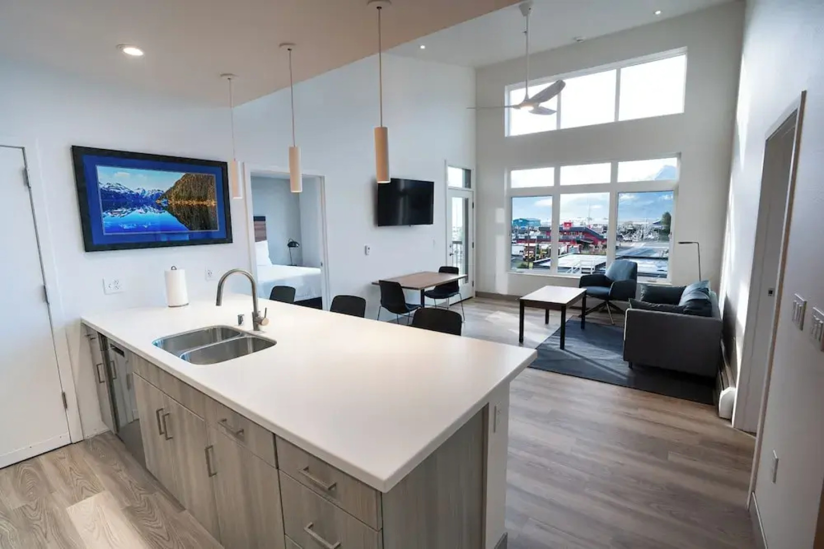 Chugach Naswik Suites