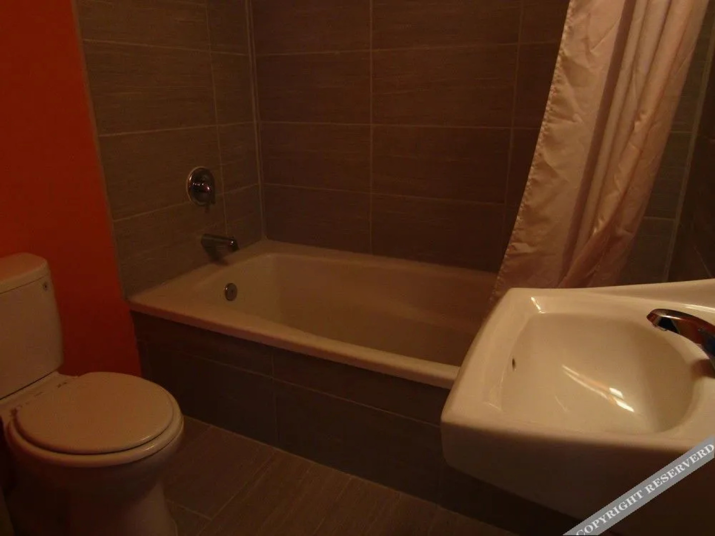 Snowmansion Taos Hostel Ski Lodge Inn & Campground