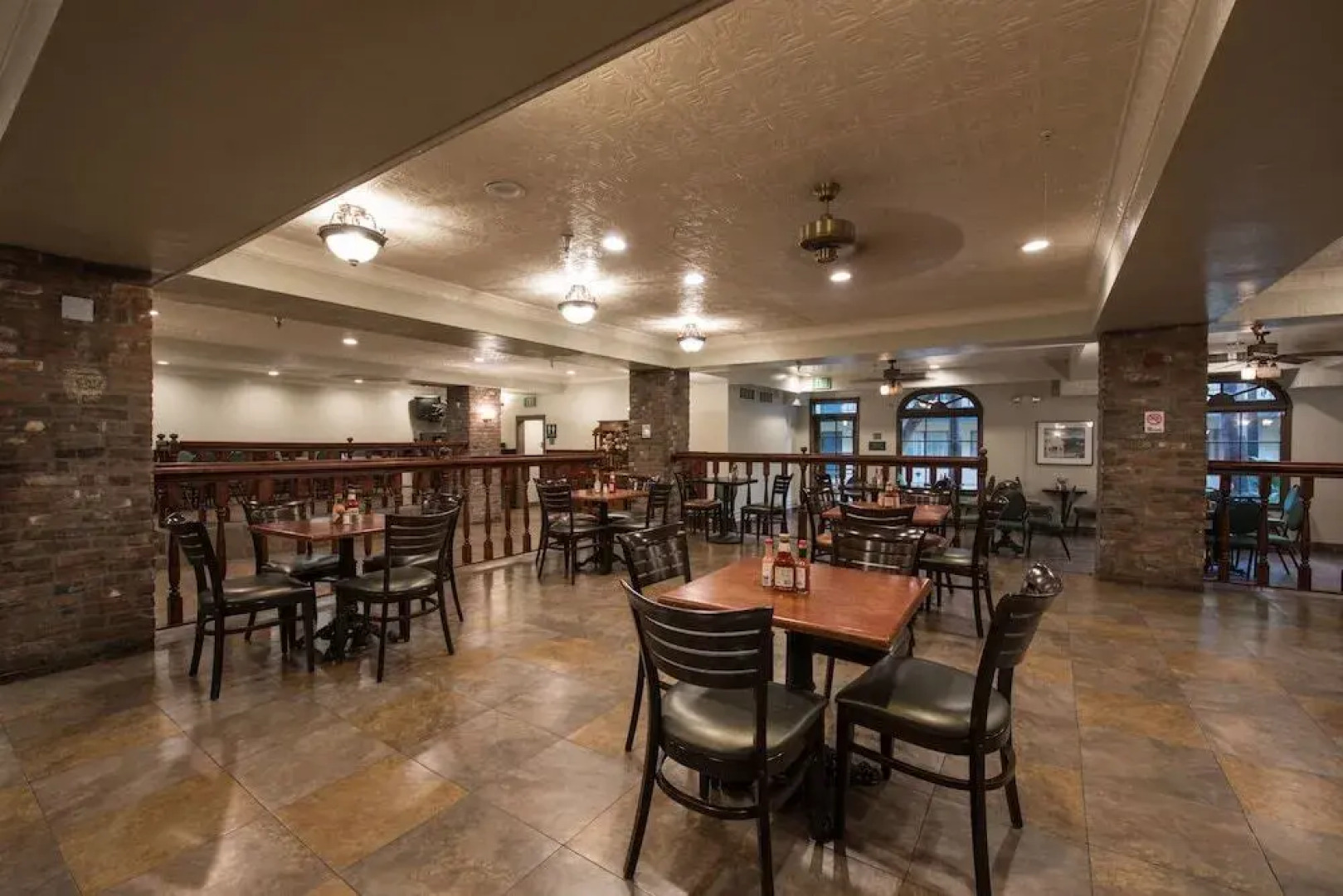 Radisson Suites Covina