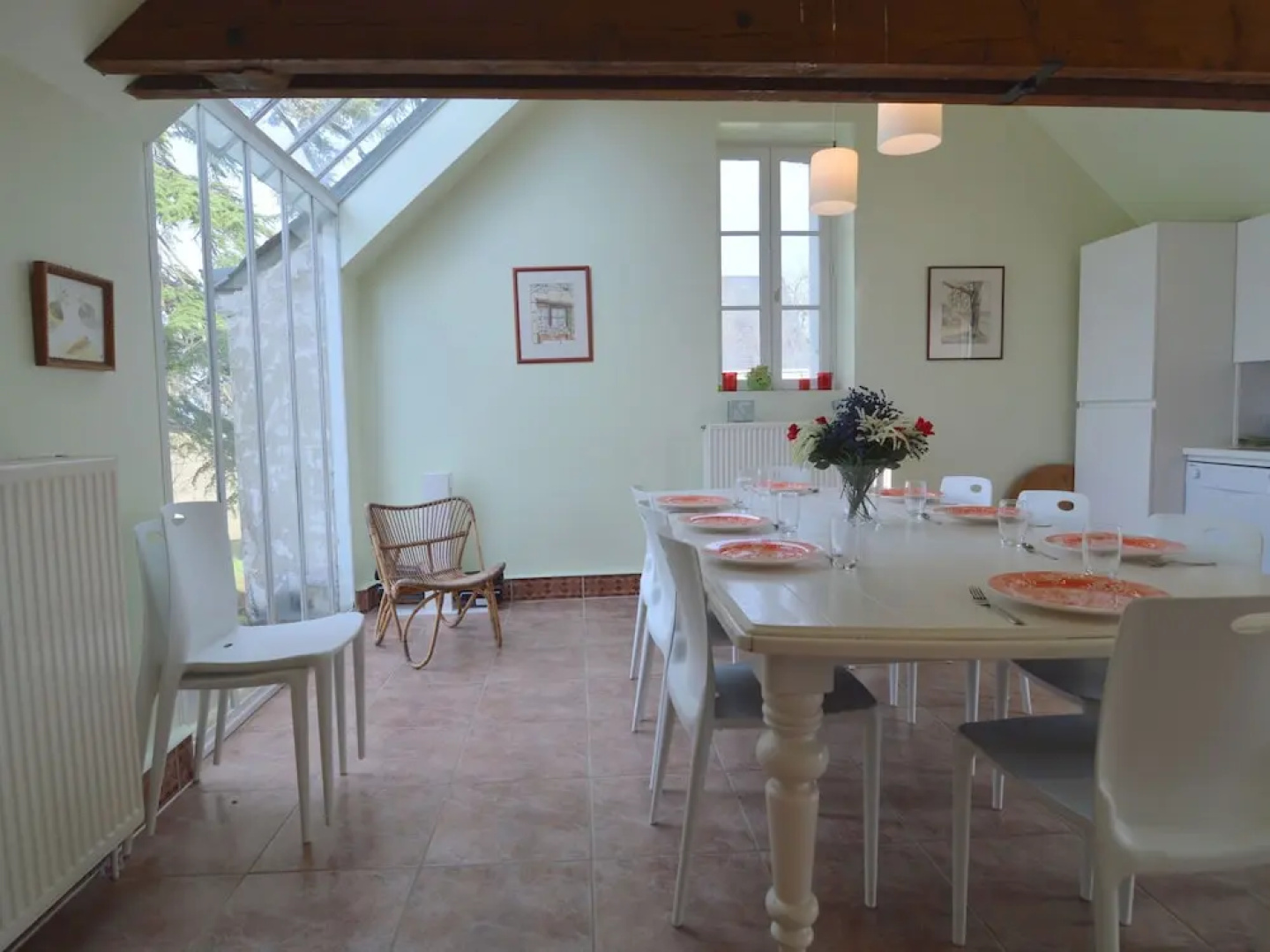 Mansion With all Modern Comforts, Swimming Pool, Large Garden and Stunning Views