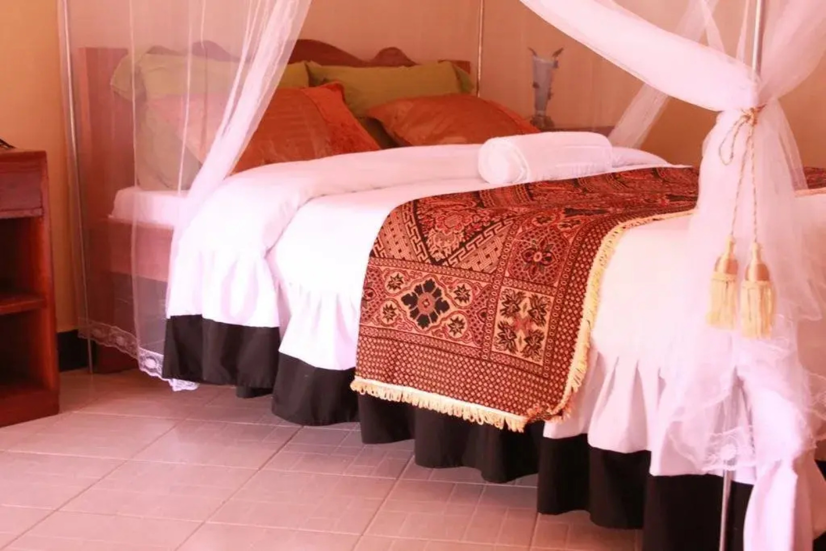 Serene Guesthouse, Entebbe