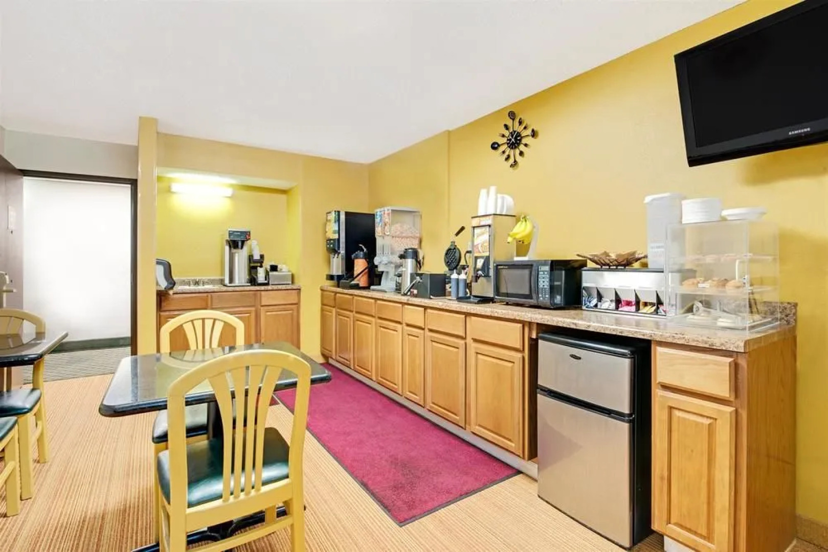 Howard Johnson Express Inn - Denton