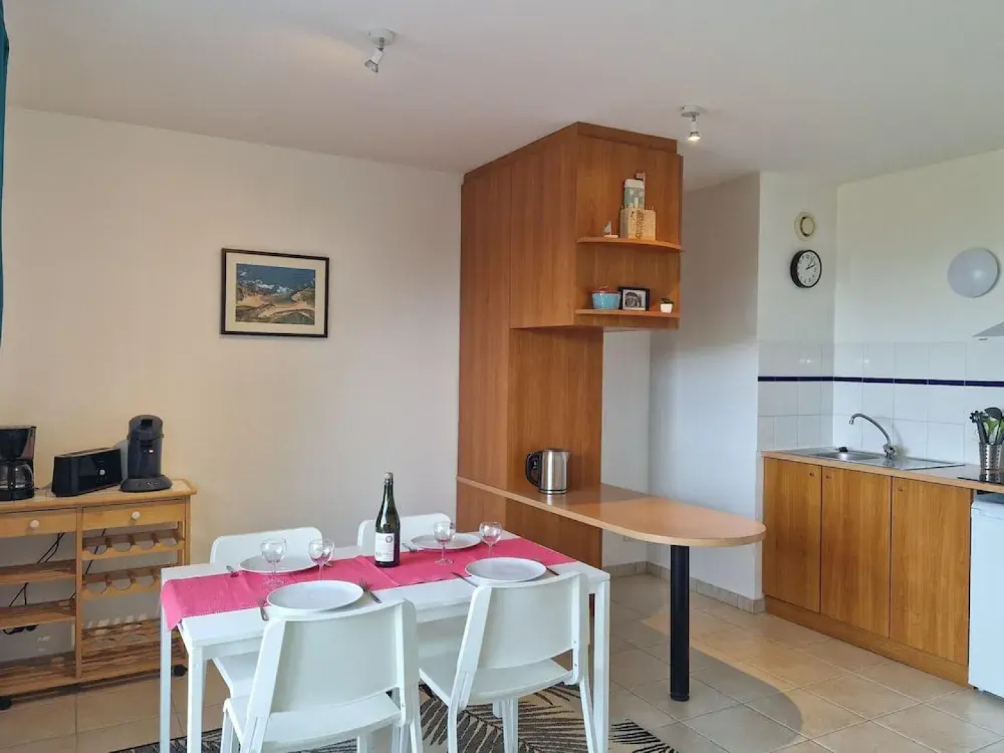 Flat With Direct Beach Access