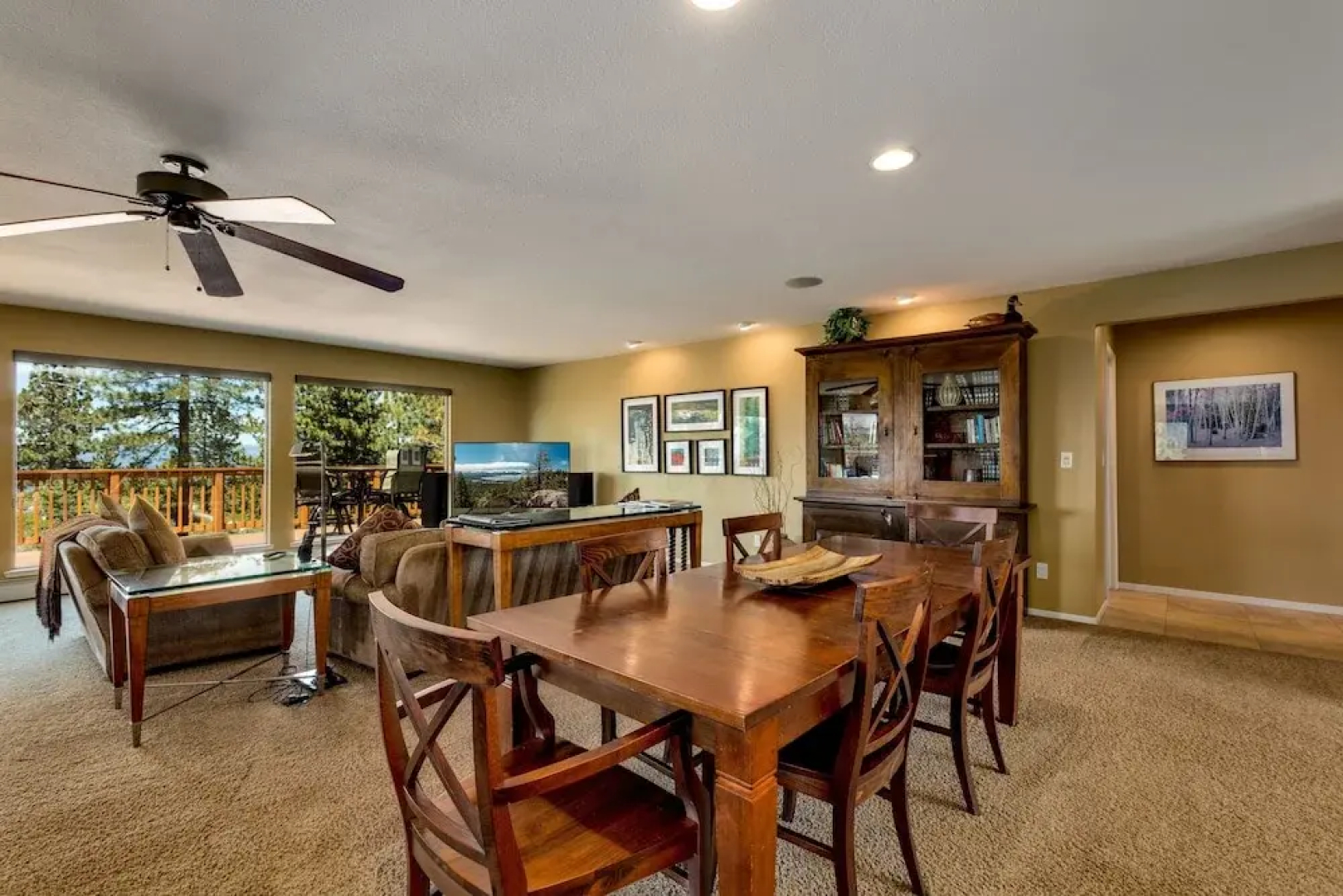 Tudor Lodge 4 Bedroom Home
