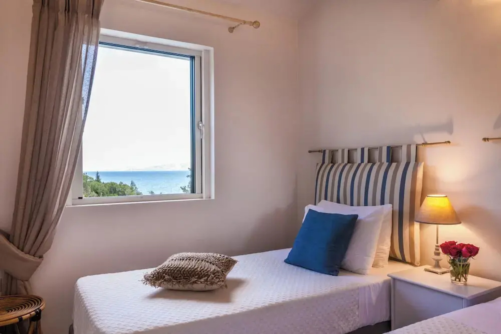 Villas Muscallas by Konnect, 200m from the Beach.