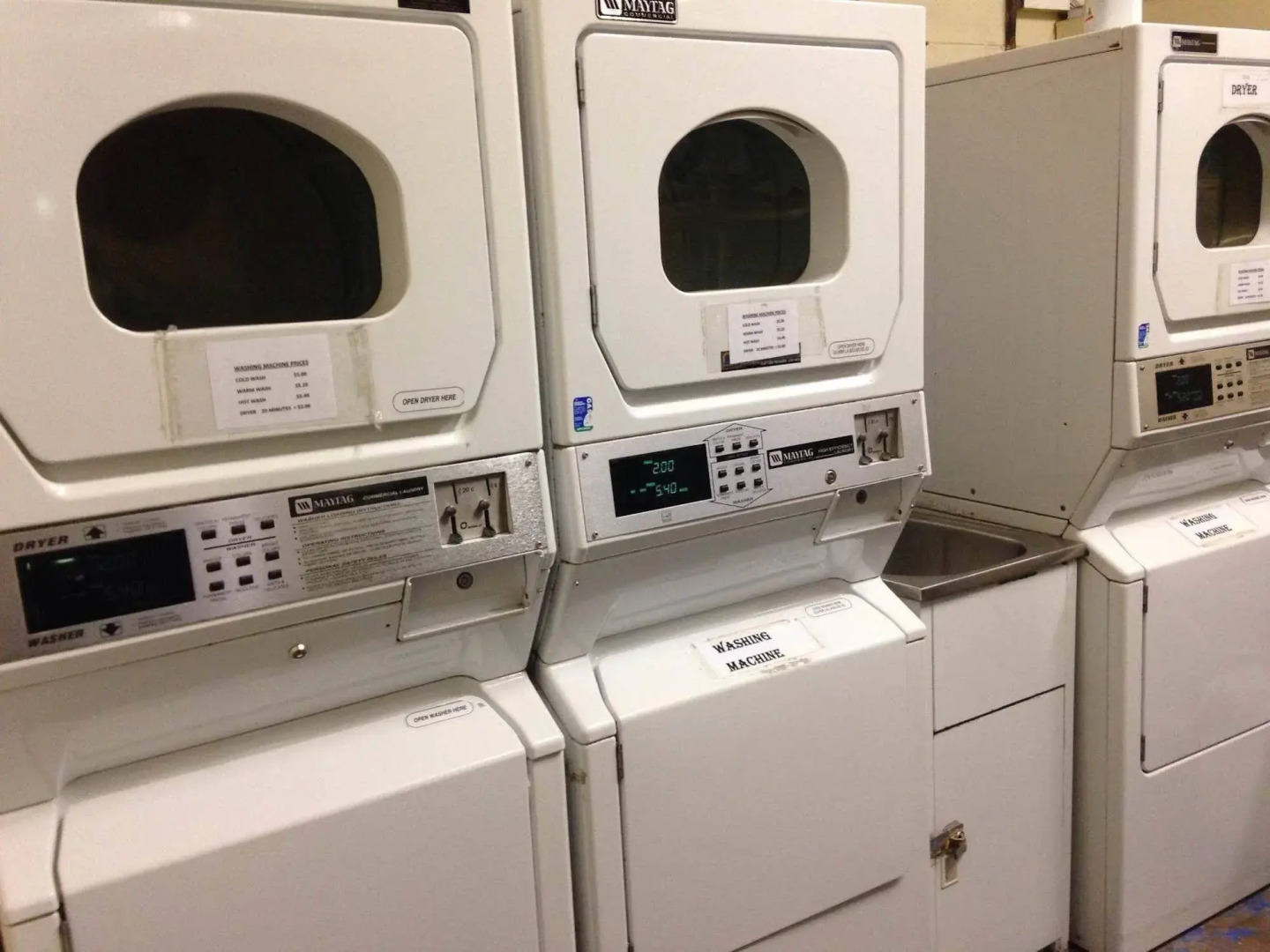 Adelaides Shakespeare Backpackers International Hostel