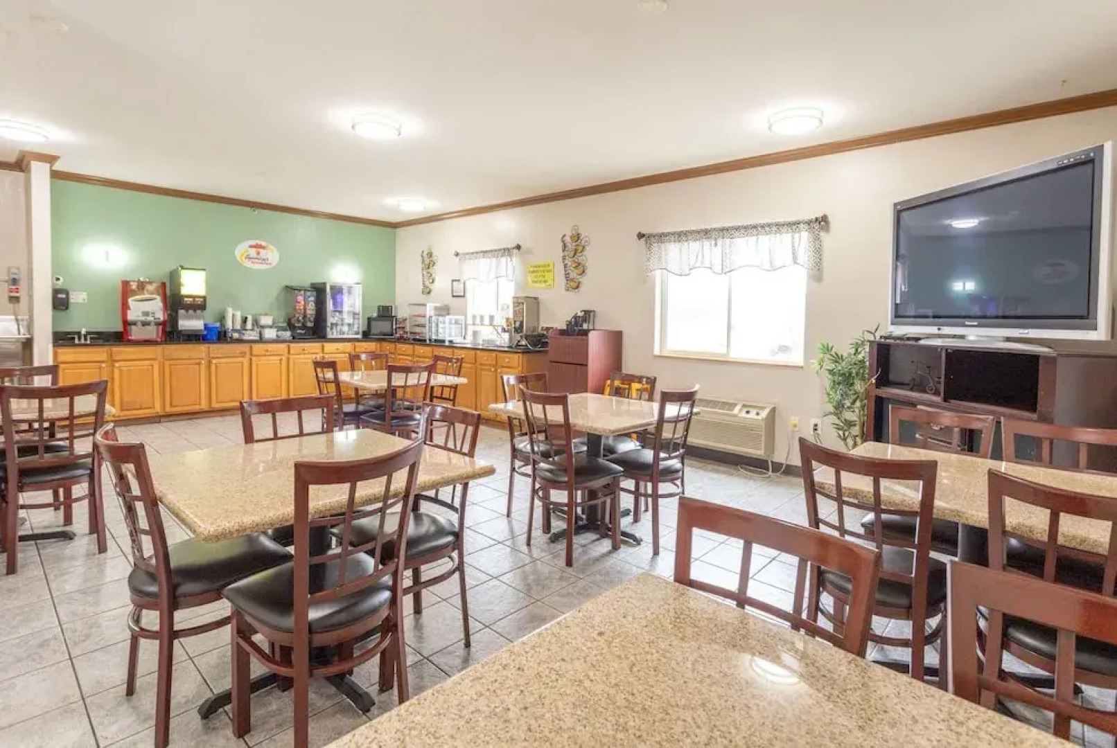 Super 8 Big Rapids MI