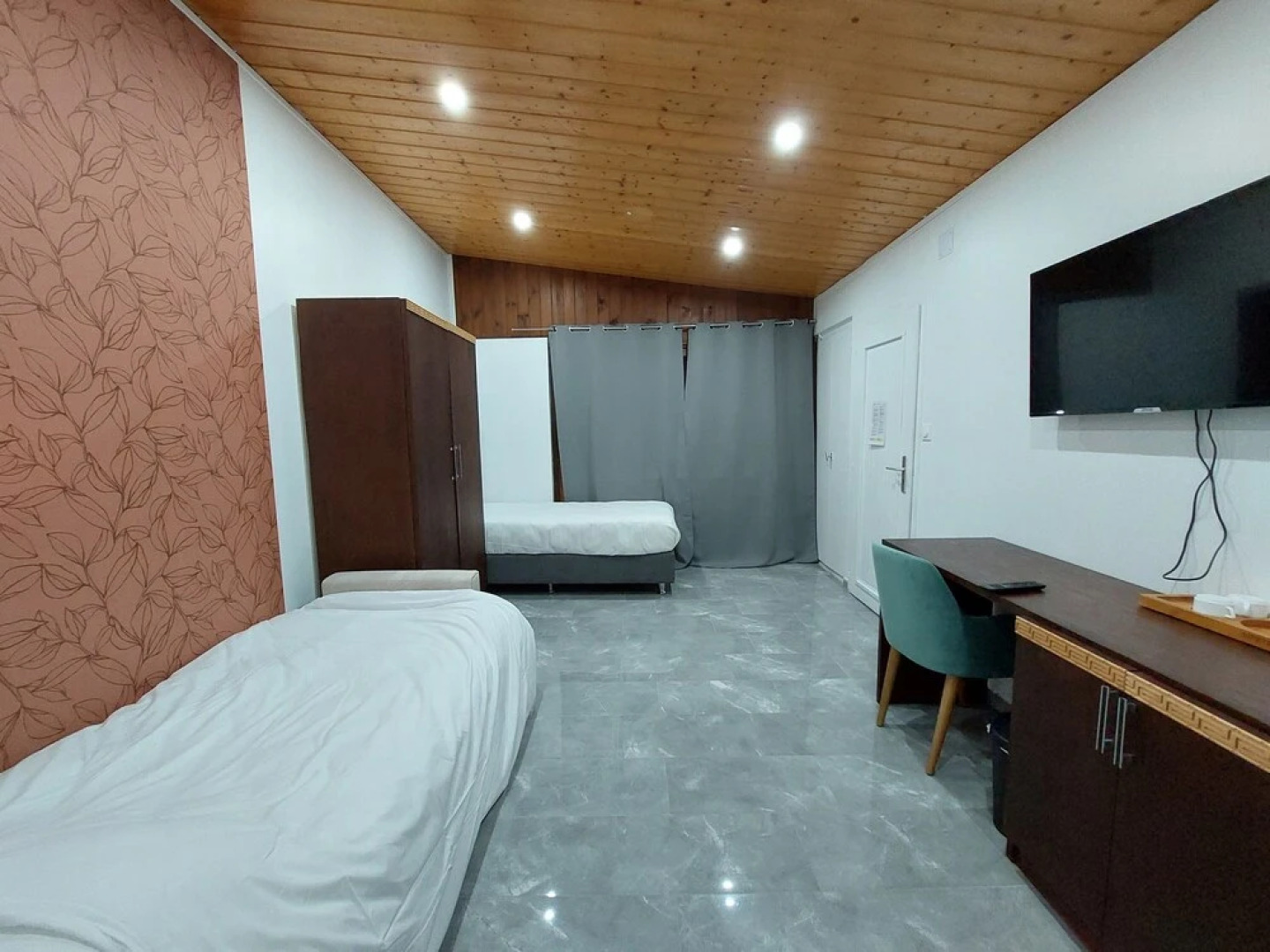 Hôtel Parc & Spa les Cigognes