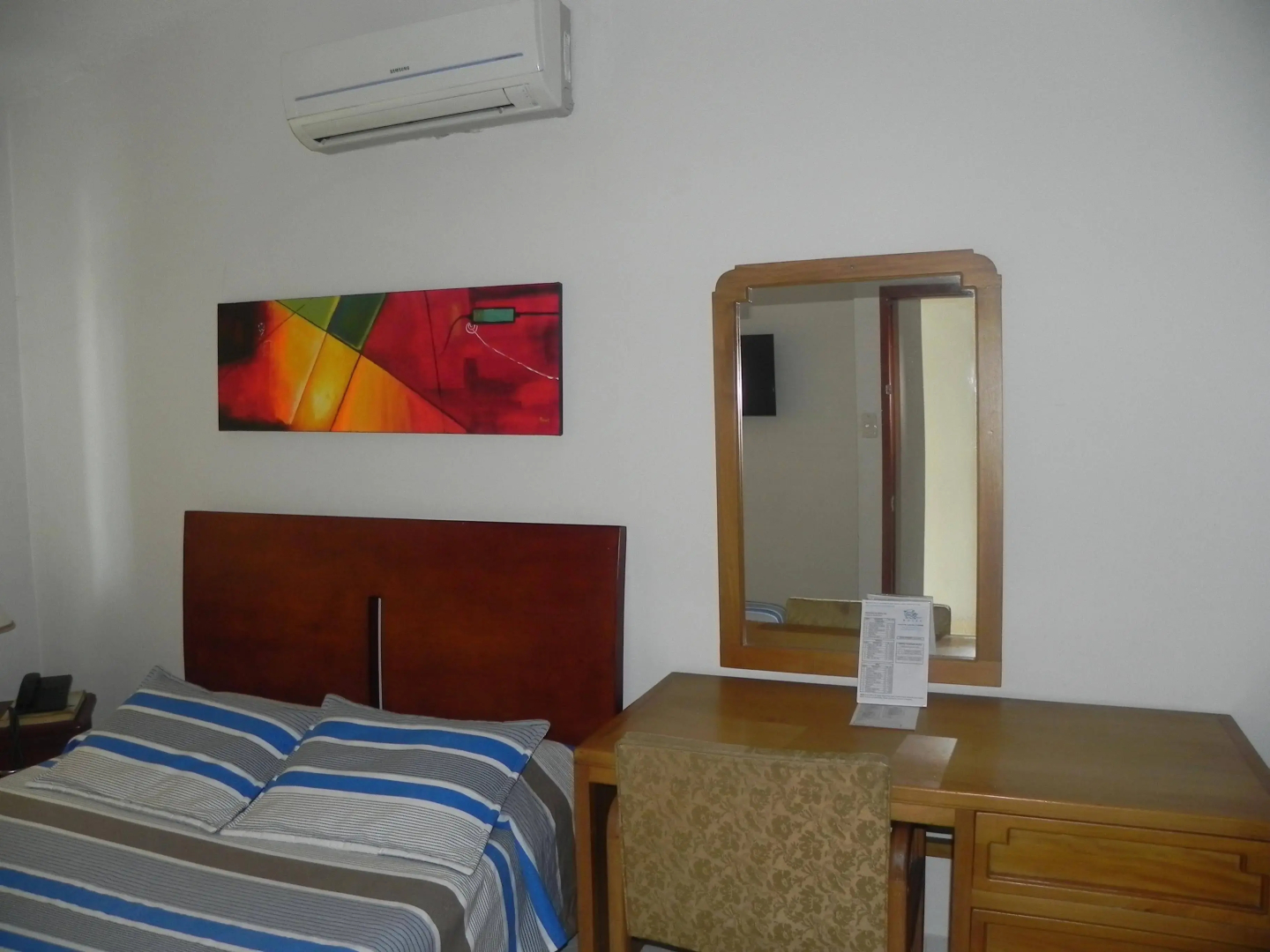 Hotel Prado 34 West