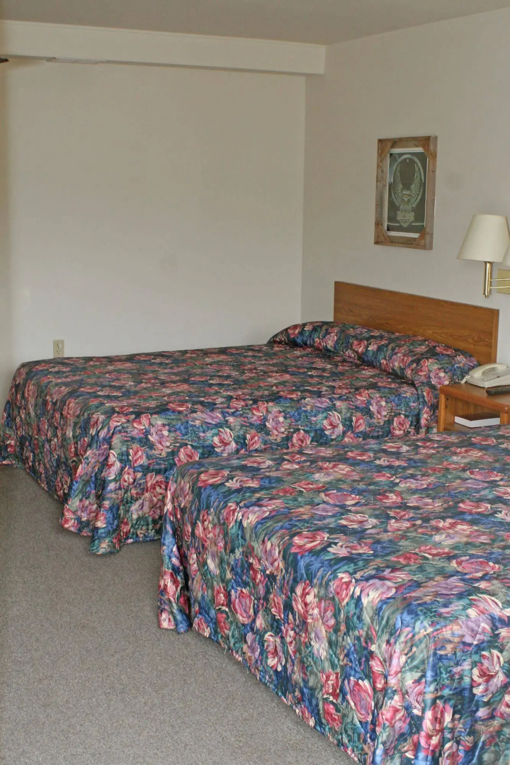 Iron Horse Inn
