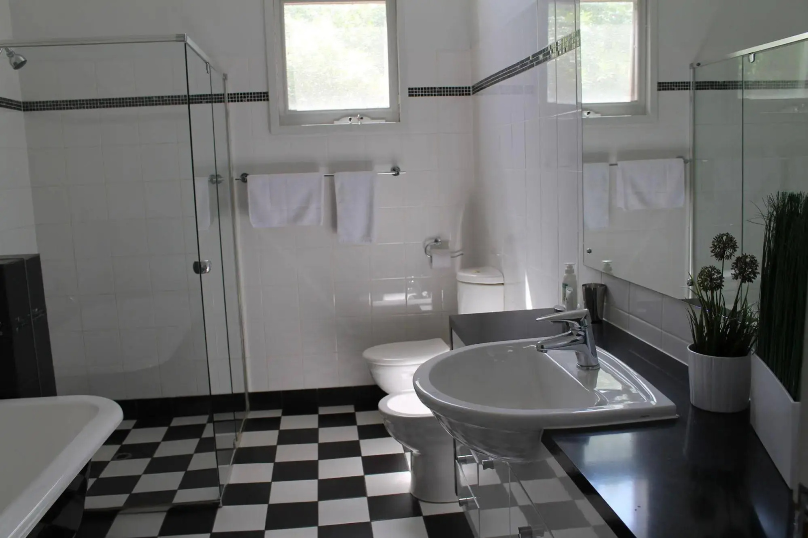 Specialty Accommodation – Adelaide Dress Circle Apartments