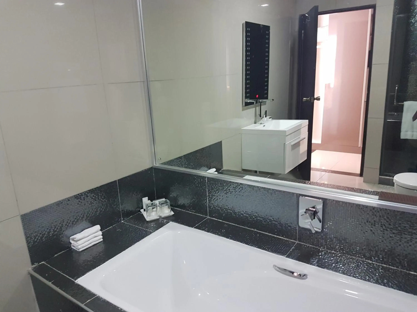Palm Continental Hotel Johannesburg