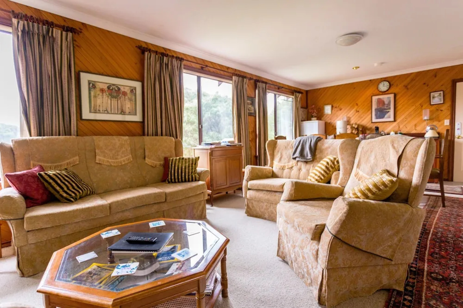 Albany's Big Grove Bed & Breakfast