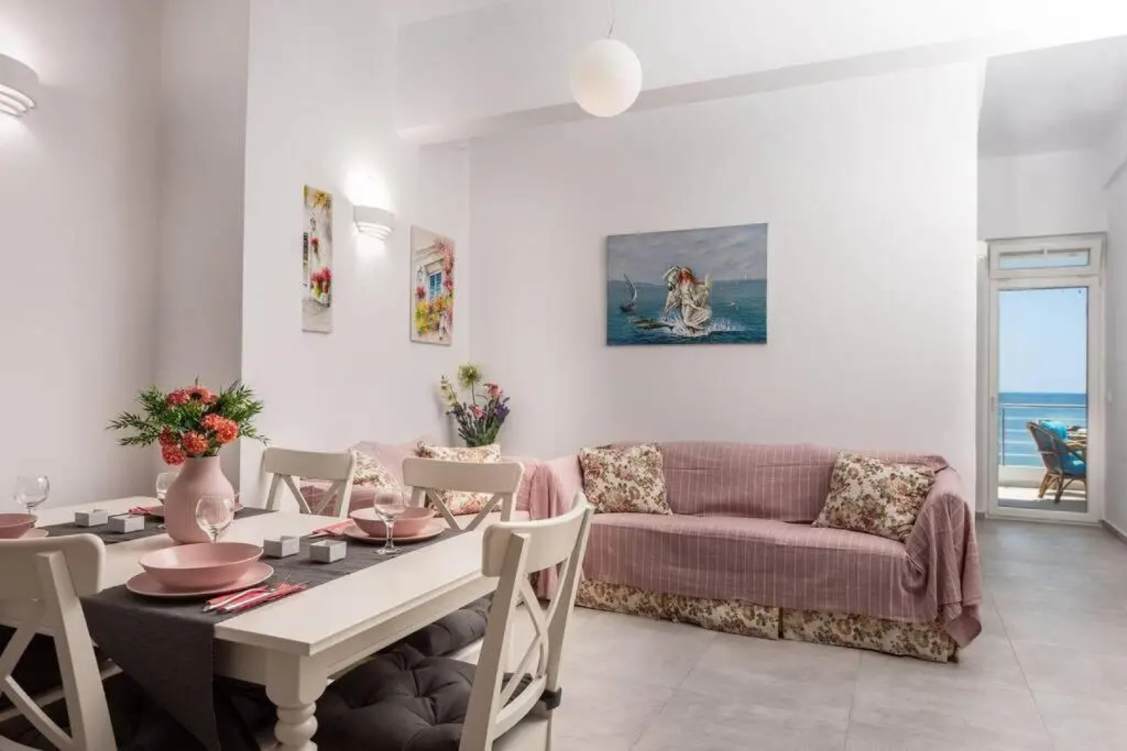 Amazing Seafront Suite