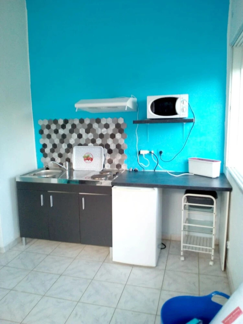 House With one Bedroom in Lamentin, With Pool Access, Enclosed Garden