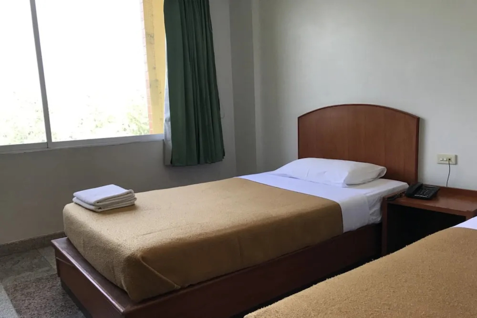 Lopburi Residence 2 And Resort