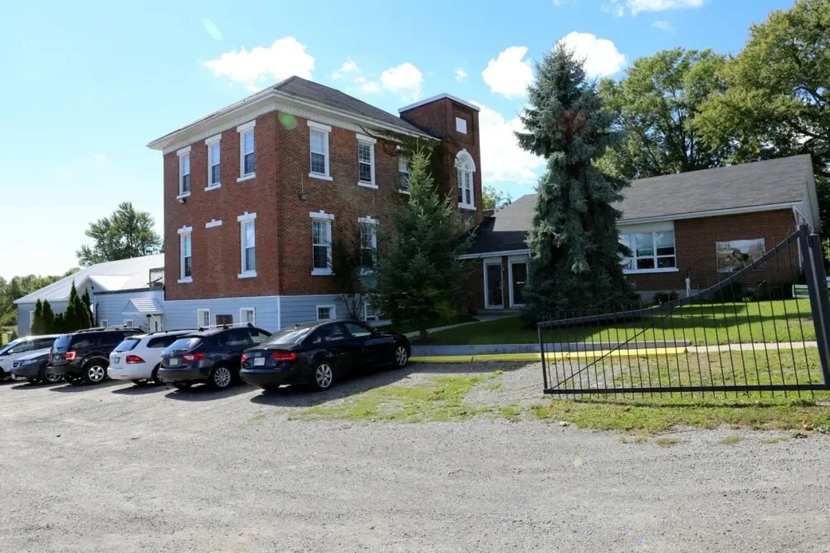 The Bloomfield Inn