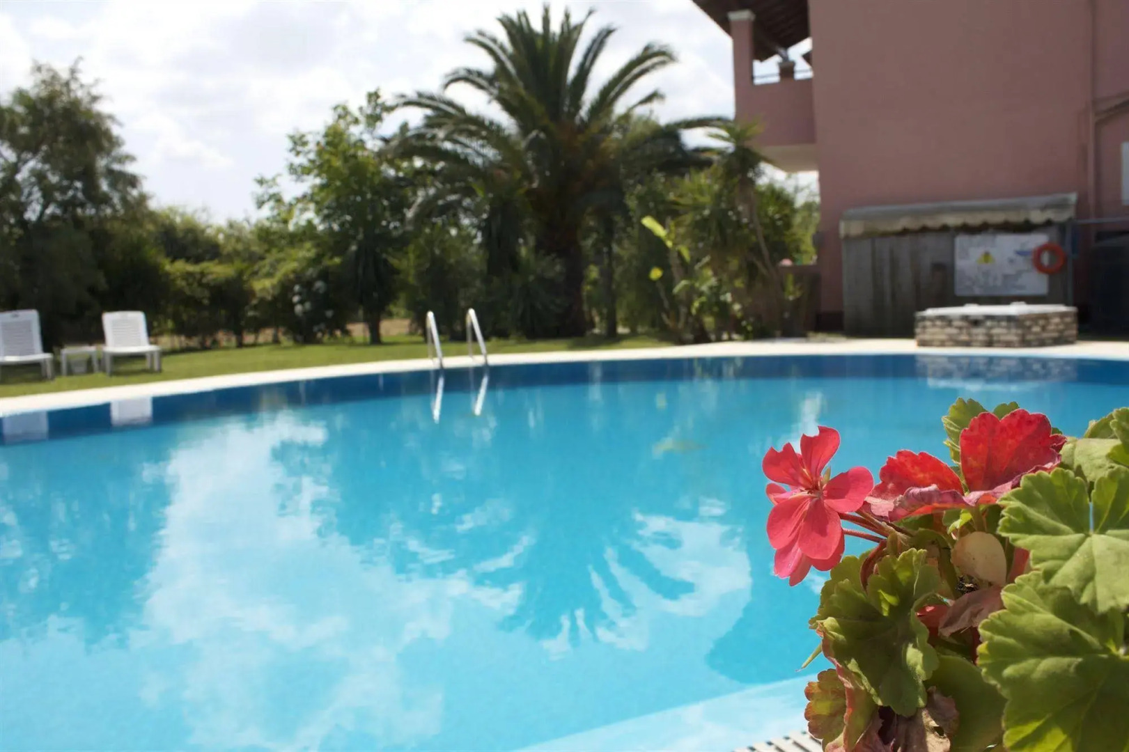 Chrysanthy Apartments