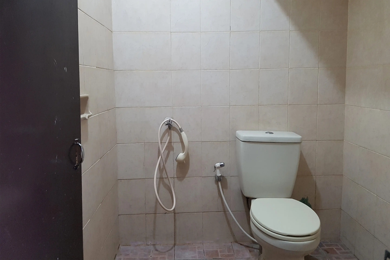 OYO 3244 Grand Chandra Hotel