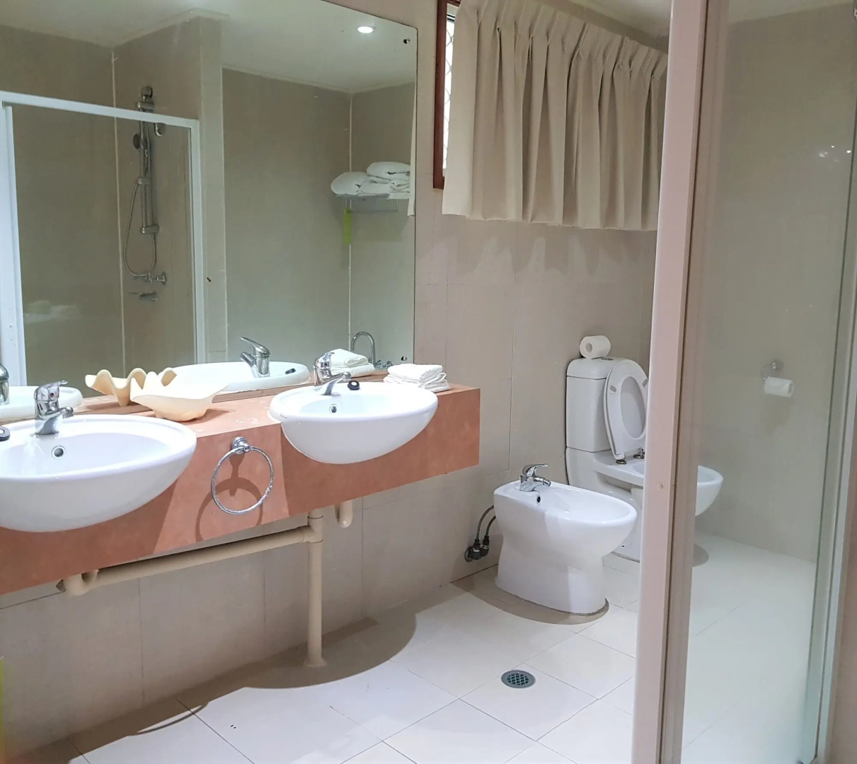Madang Resort