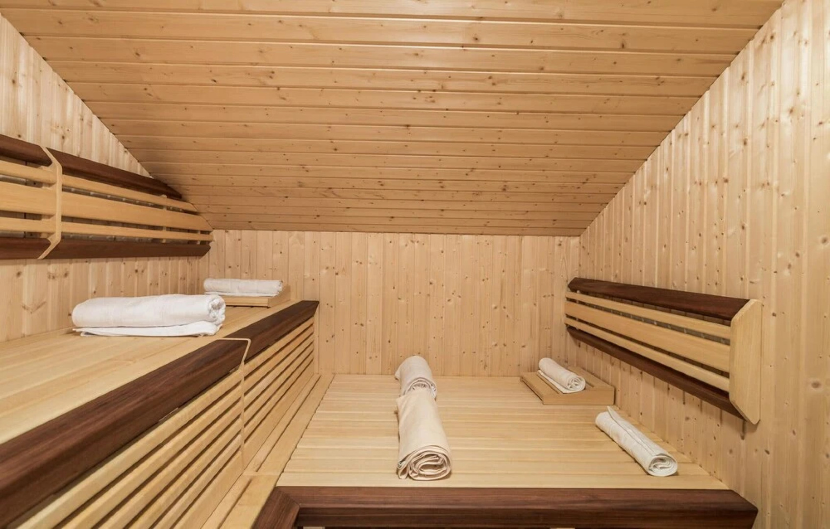 Awesome Home in Cesarica With Sauna, Wifi and 4 Bedrooms