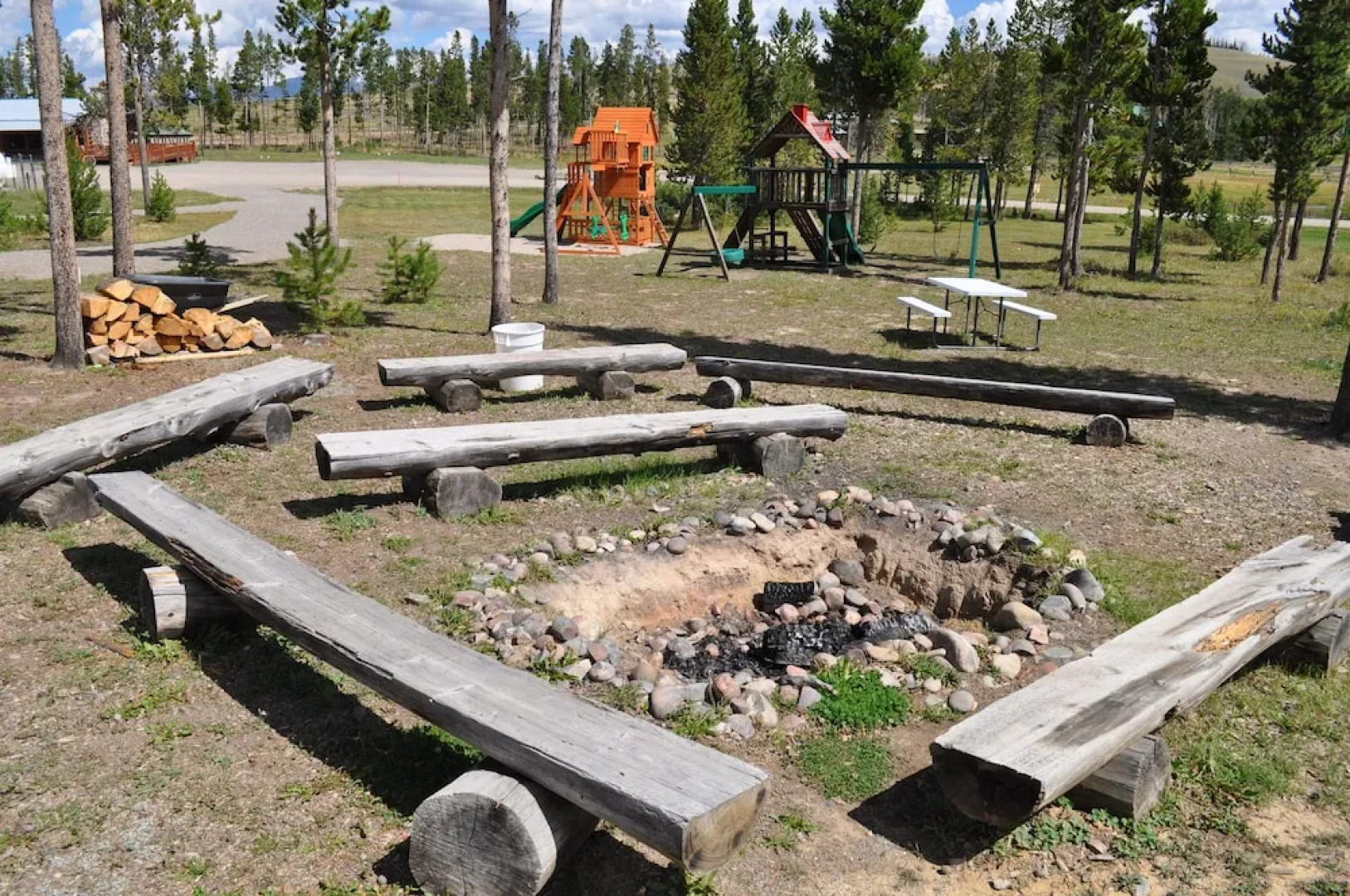 Crooked Creek Guest Ranch