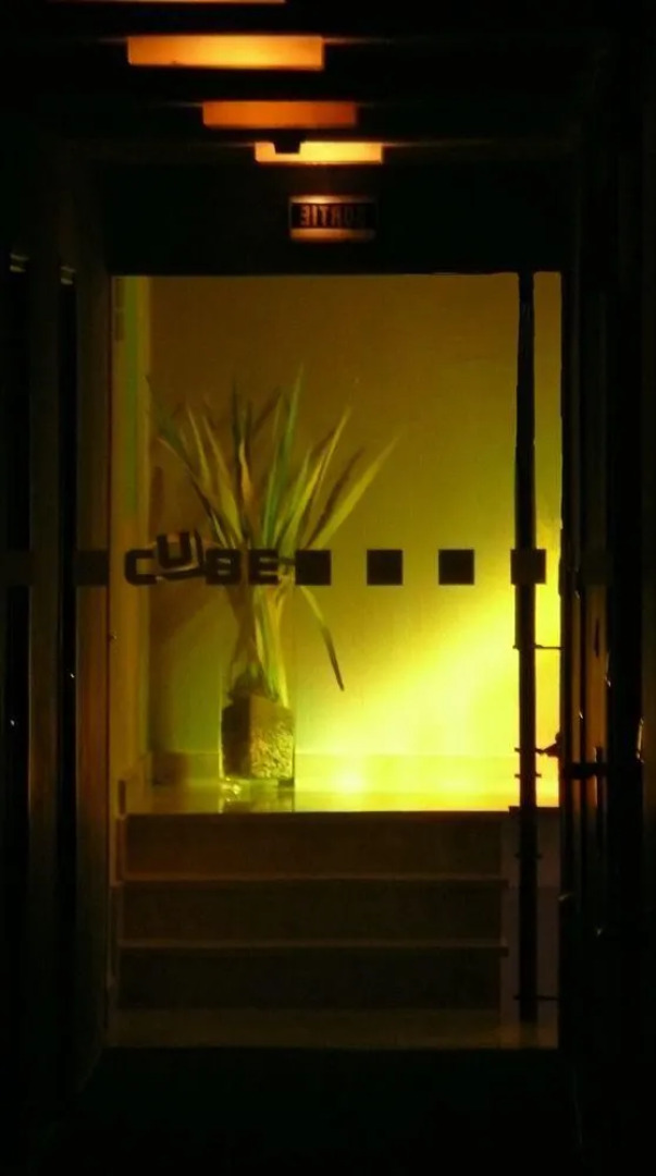 Cube Hotel