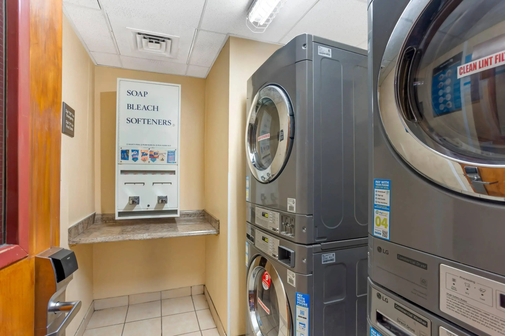 Comfort Inn & Suites Mt. Holly - Westampton