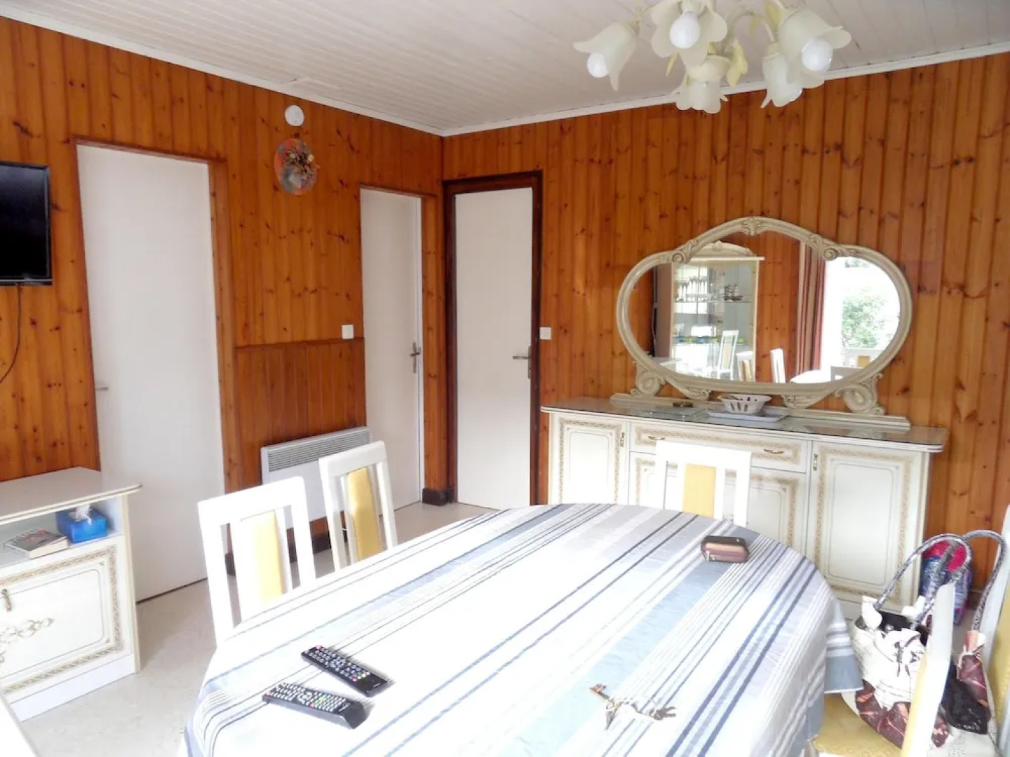 House With 3 Bedrooms in La Couarde-sur-mer, With Enclosed Garden and