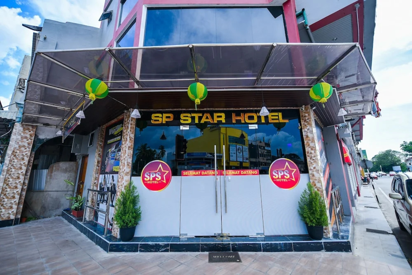 Capital O 90543 Sp Star Hotel