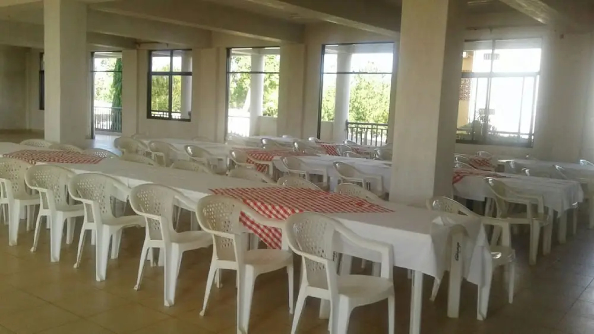 Camunya Hotel Ugunja
