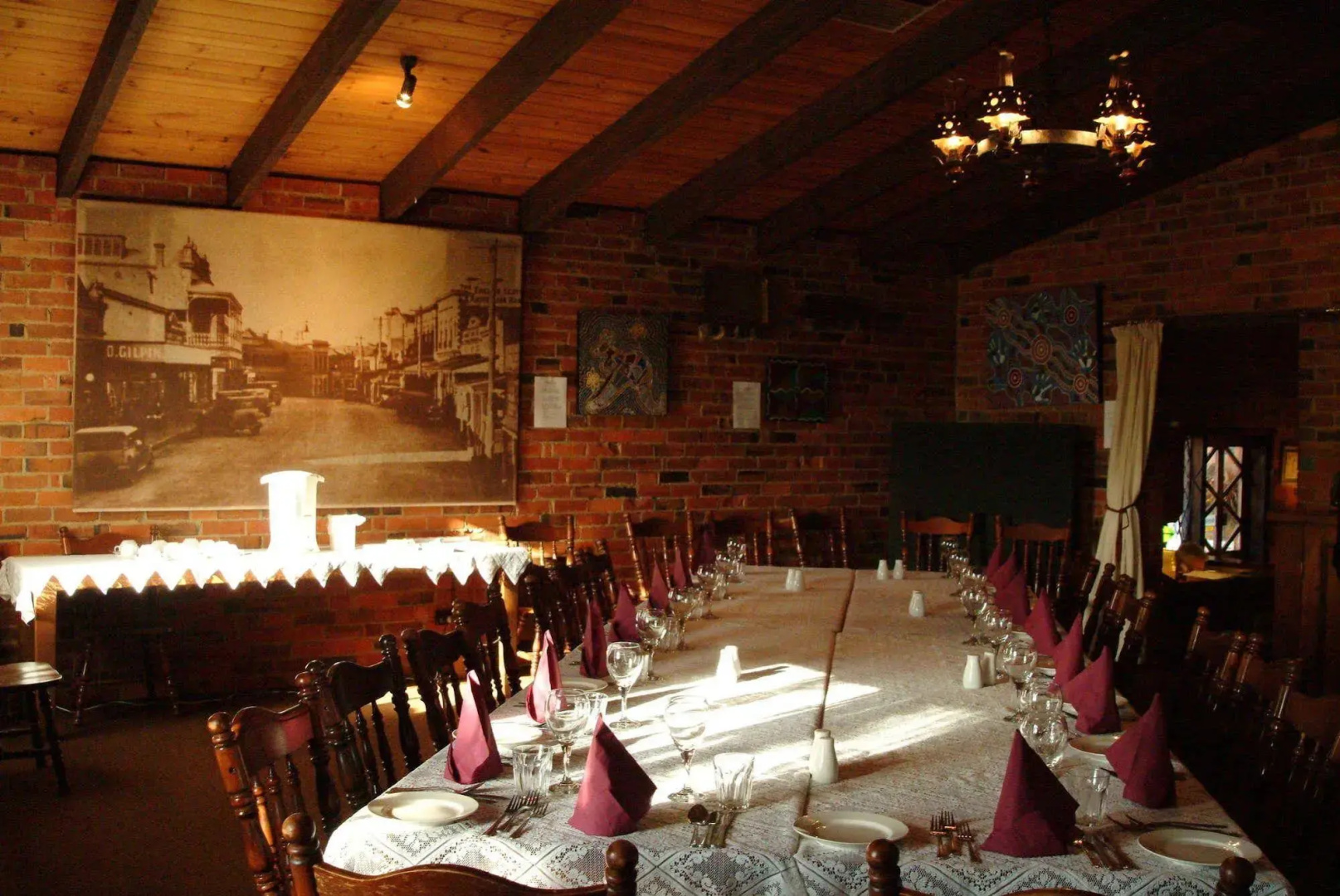 Diamond House Heritage Restaurant and Motor Inn