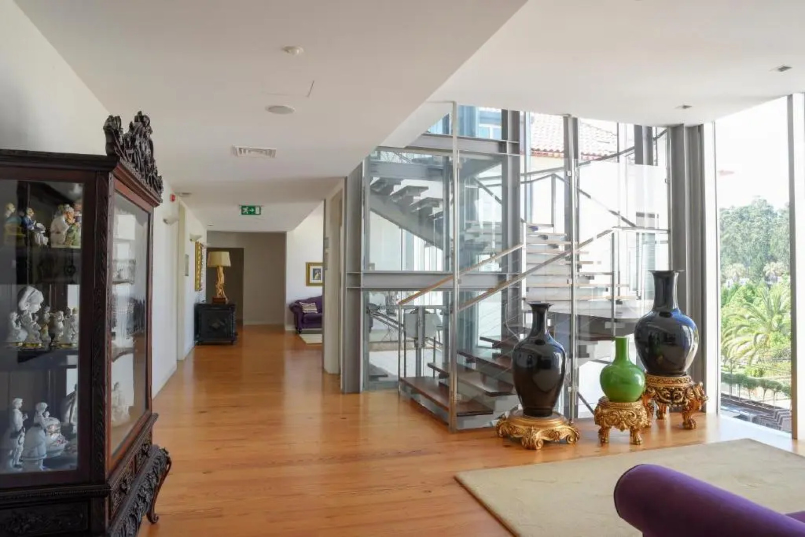 Sundial Gardens & Suites